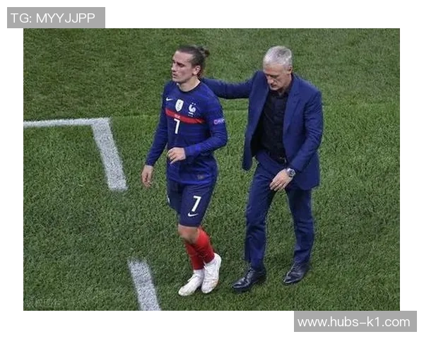 爱尔兰男子足球队奋勇拼搏展现团结精神与竞技风采